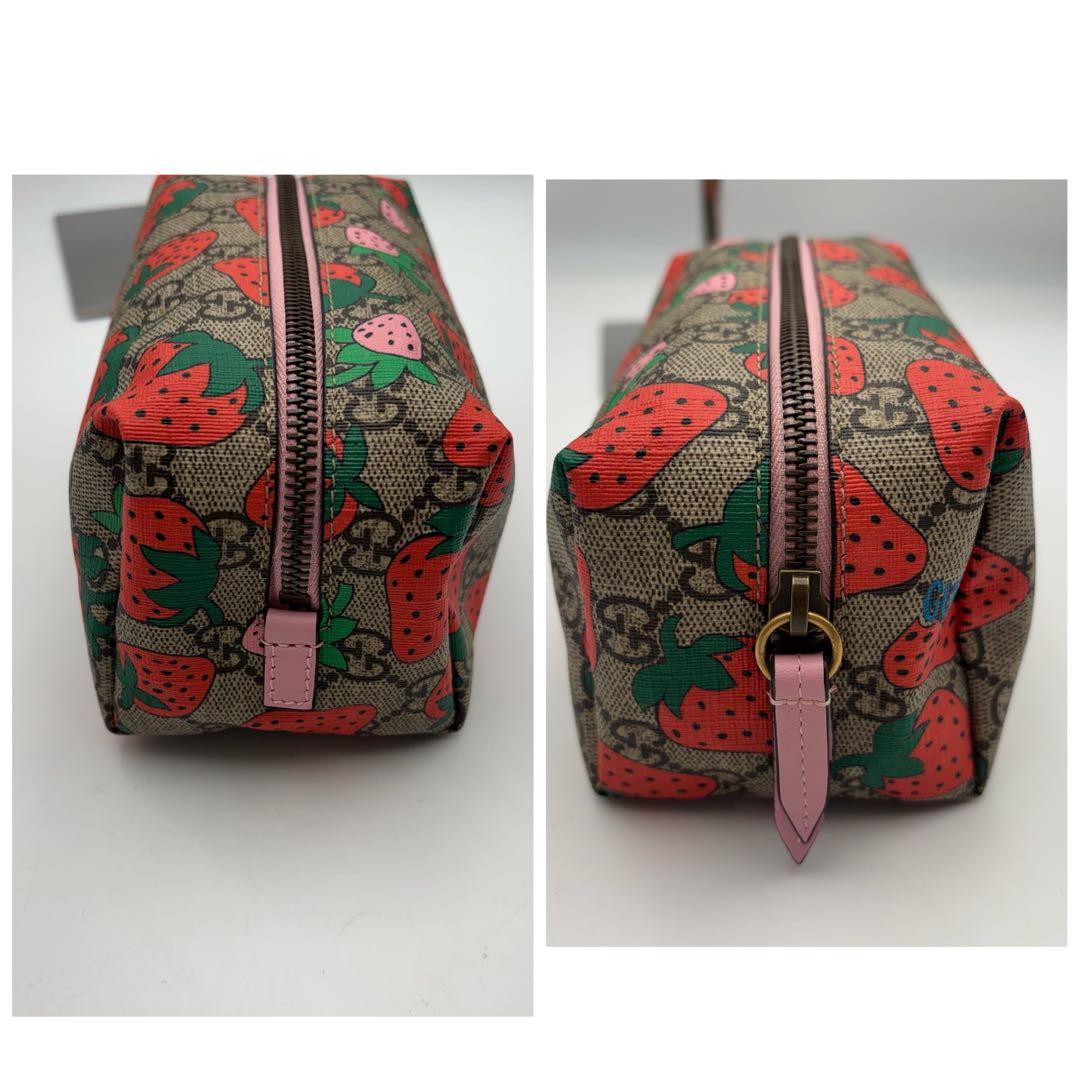 希少 GUCCI イチゴ柄ポーチ GGスプリーム ストロベリー 化粧ポーチ 小物
