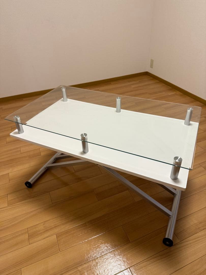 昇降式テーブル