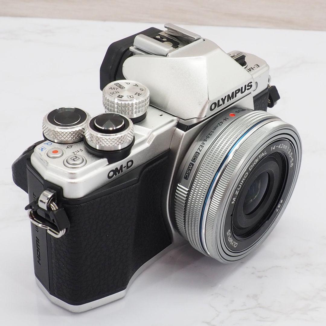 OLYMPUS OM-D E-M10 Mark II ダブルレンズ スマホ転送