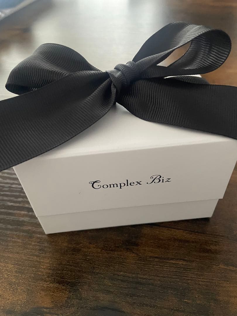 【新品未使用】Complex biz バレッタ