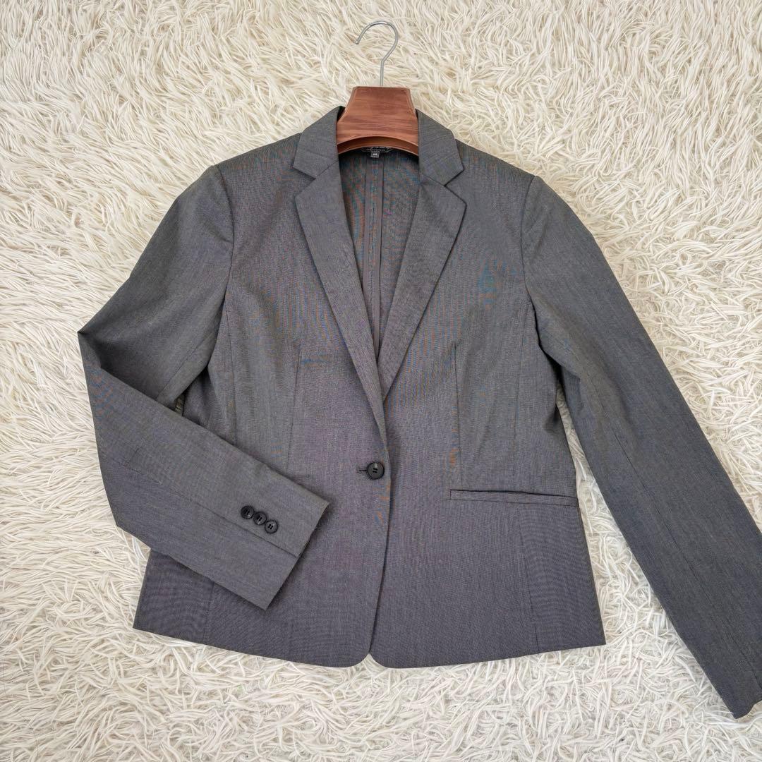 未使用級A day in thelife パンツスーツグレー　11号　近年モデル