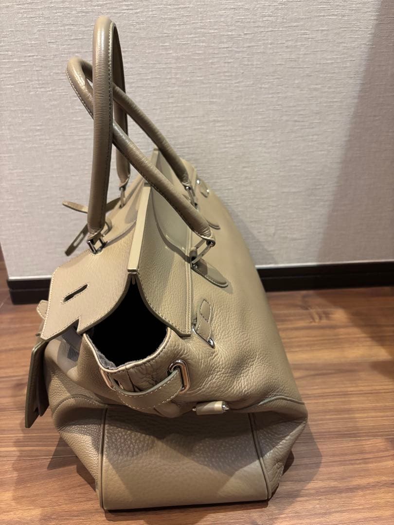 ペッレモルビダ Maiden Voyage MB026A トープ