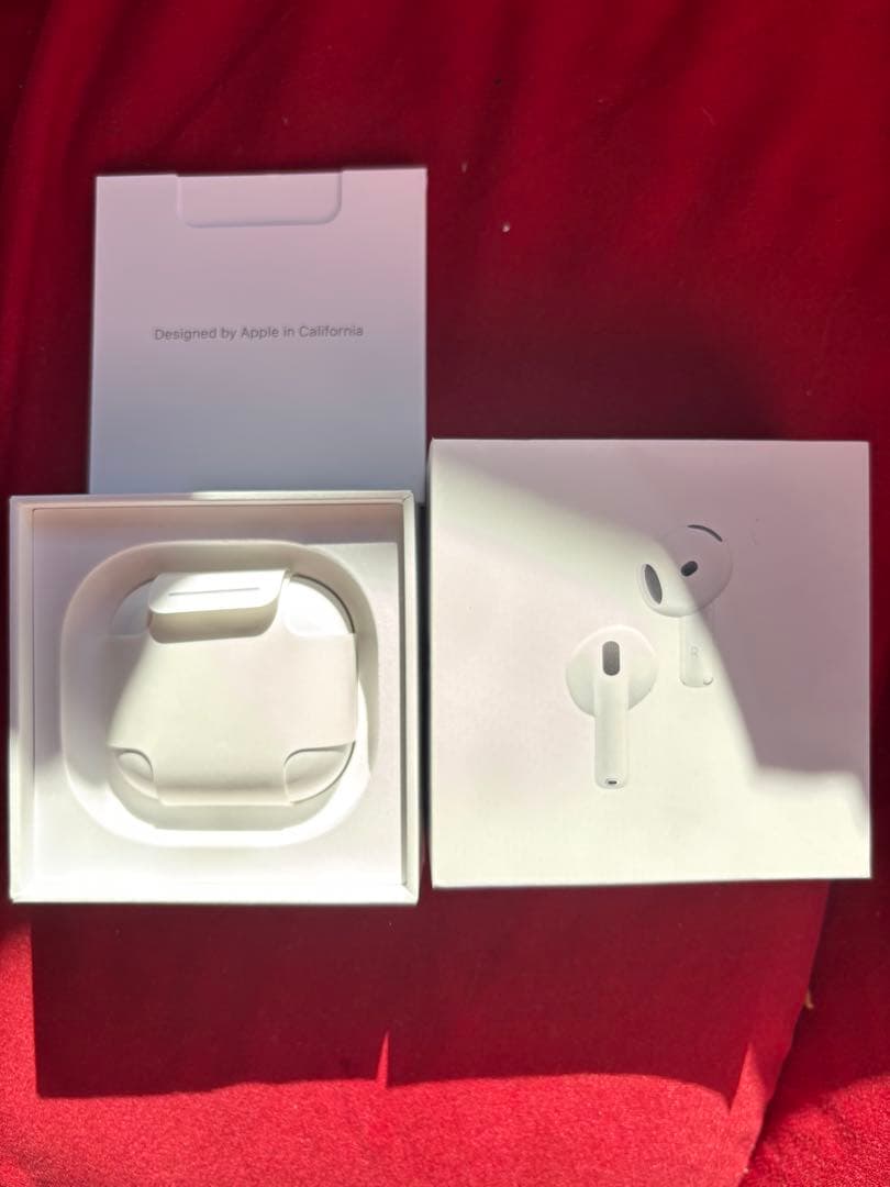 Apple AirPods ワイヤレスイヤホン