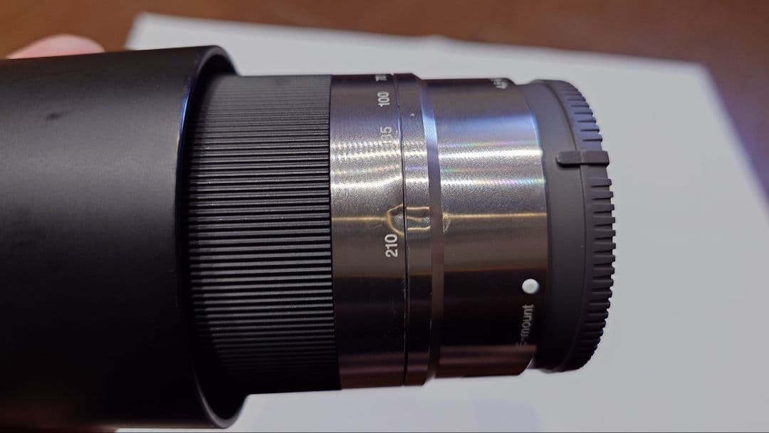 SONY E 4.5-6.3/55-210 OSS 望遠レンズ