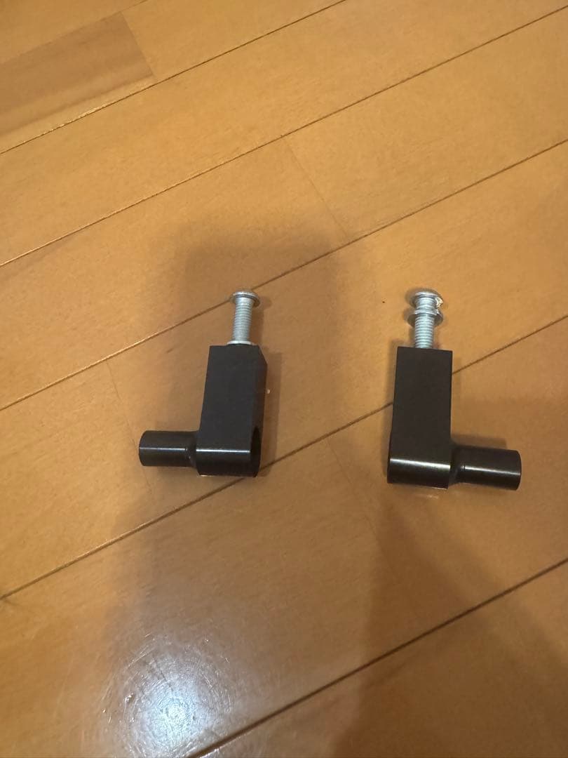 ハーレー　アンダーミラーブラケット