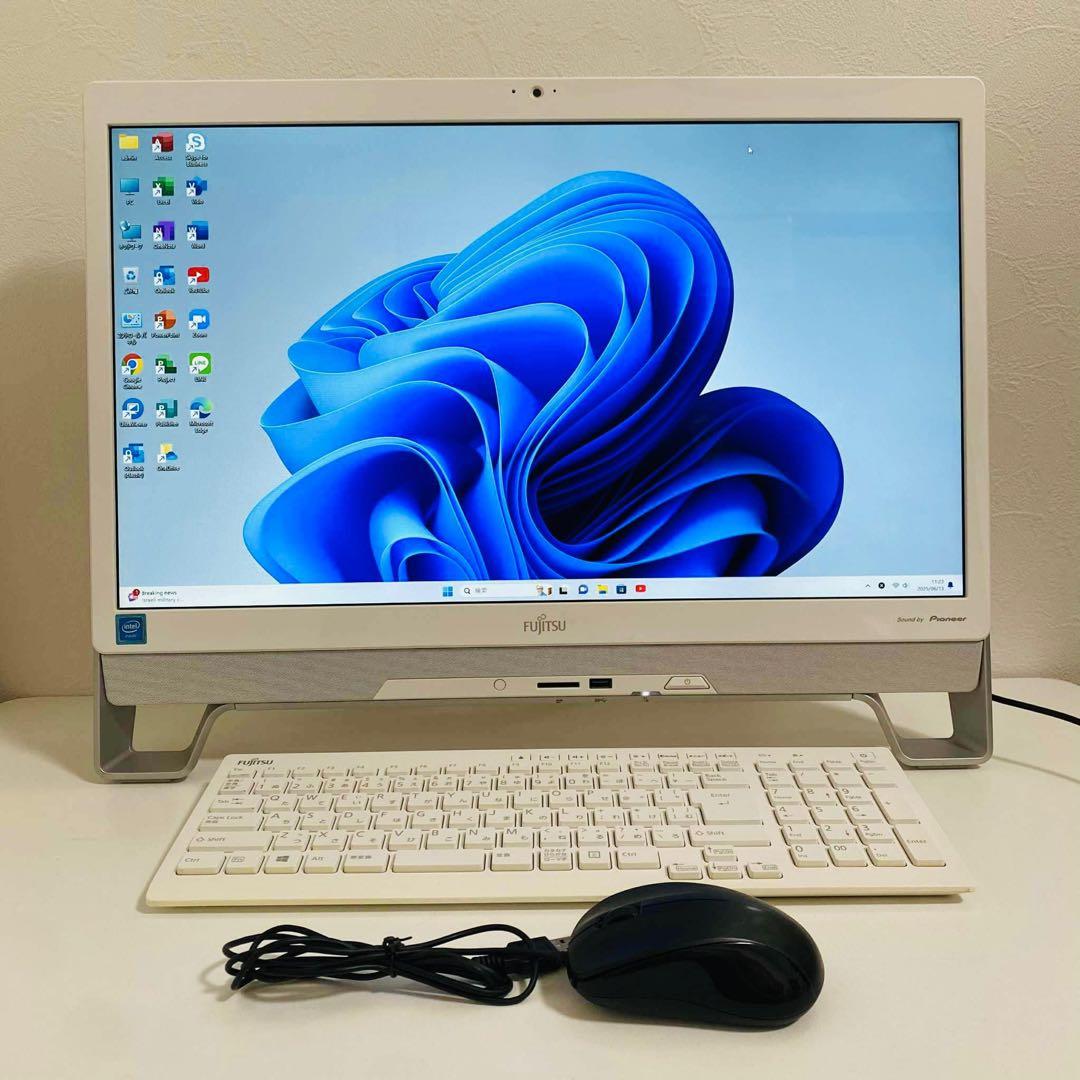 Y660 Fujitsuデスクトップ WEBカメラWindows11オフィス付き