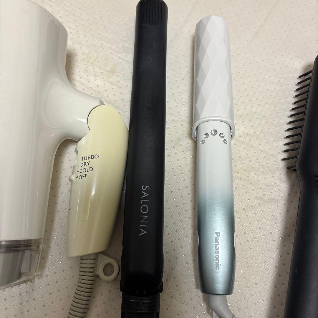 ヘアドライヤー・アイロン・ブラシセット