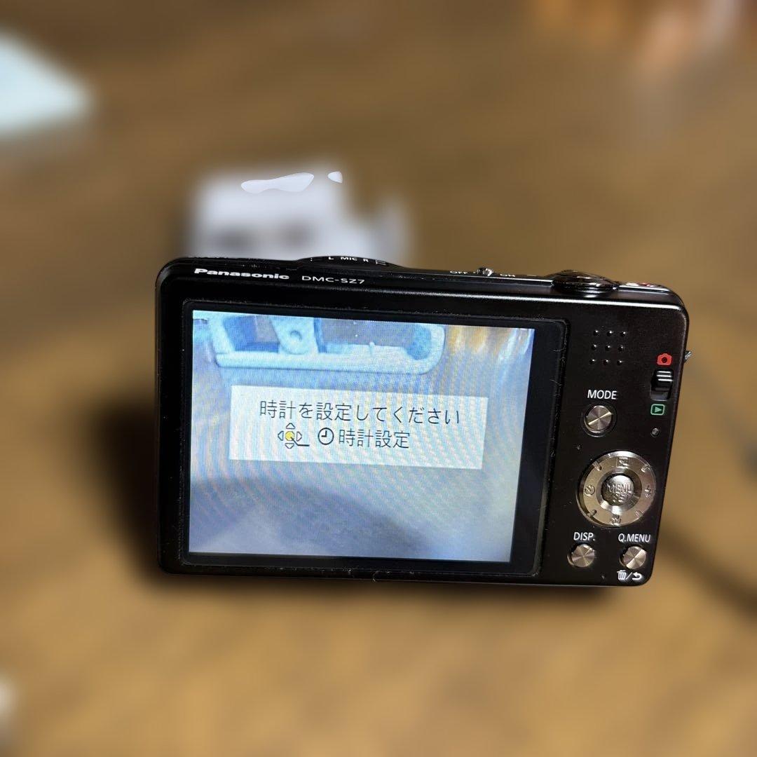 LUMIX デジタルカメラ LEICA 10倍ズーム　充電ケーブル付き