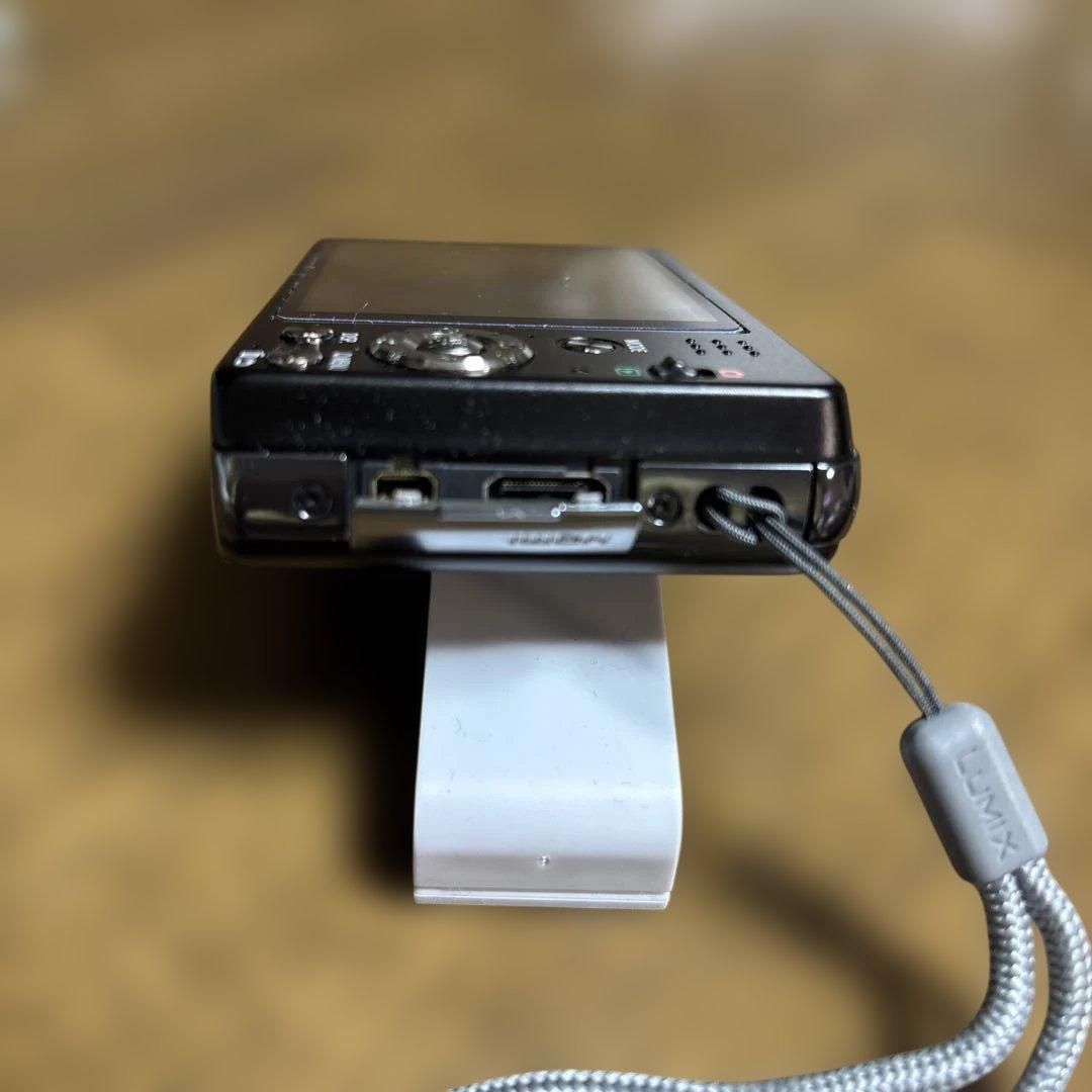 LUMIX デジタルカメラ LEICA 10倍ズーム　充電ケーブル付き