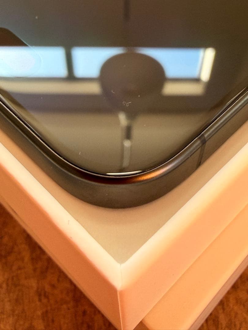 iPhone 15 Pro 512GB 85% ブラックチタニウム本体多少傷あり