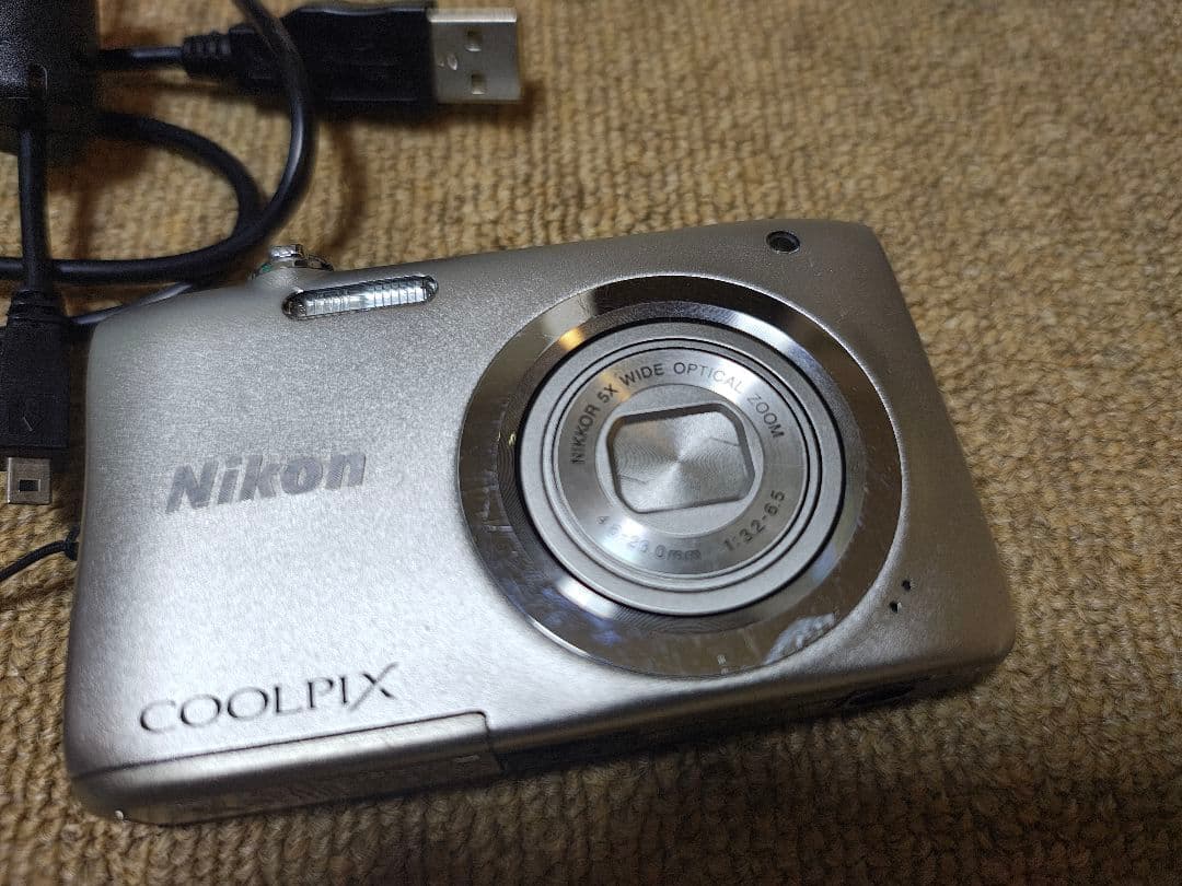 Nikon COOLPIX A100 デジタルカメラ　使用OK！