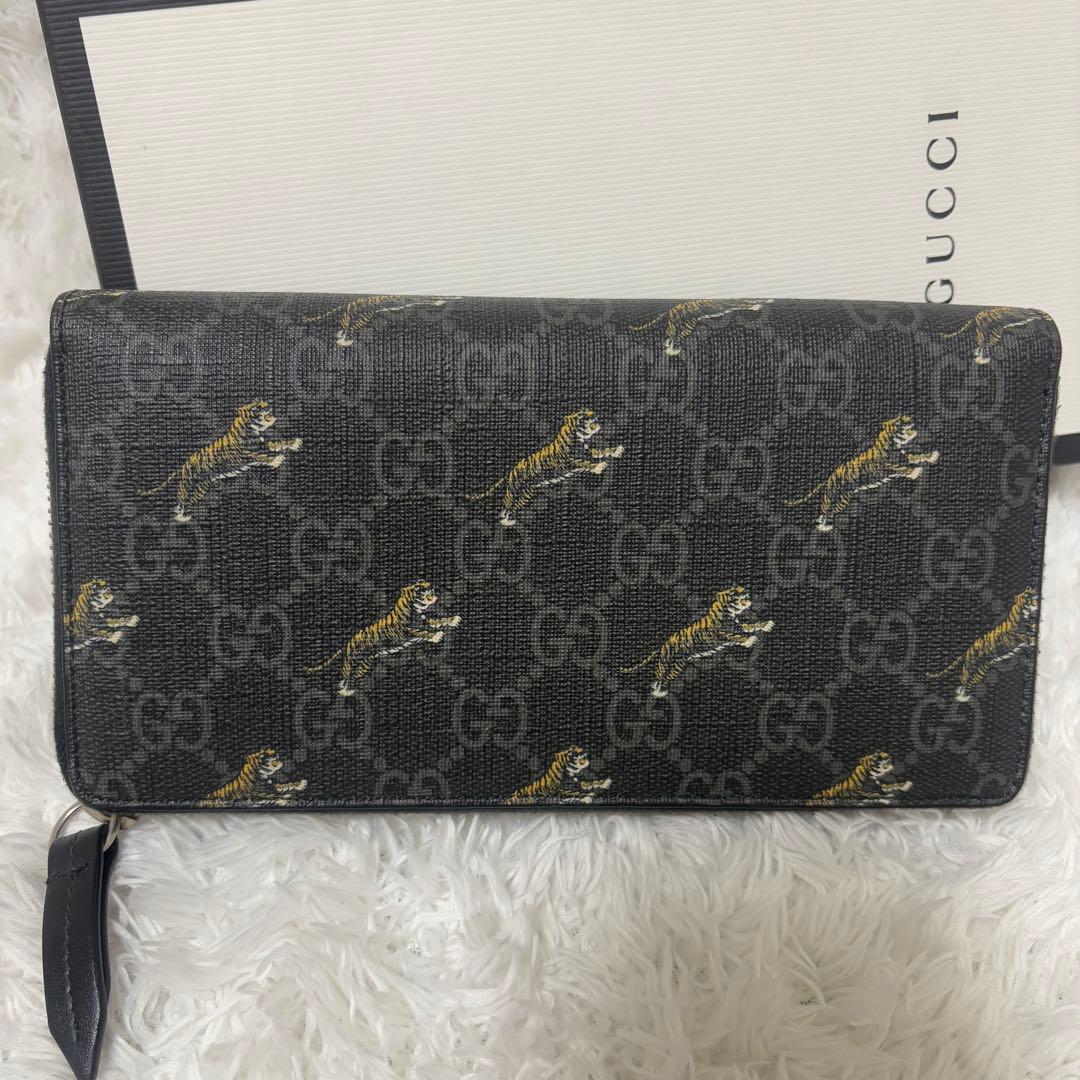 【大人気✨】グッチ 長財布 タイガー GG スプリーム ラウンドジップ 黒
