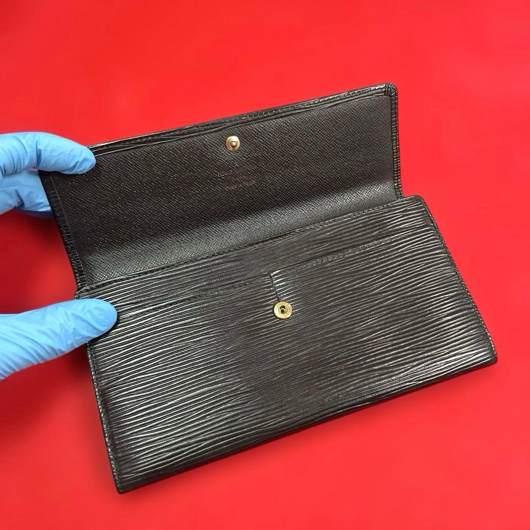 ルイヴィトン 長財布 エピ レザー 黒