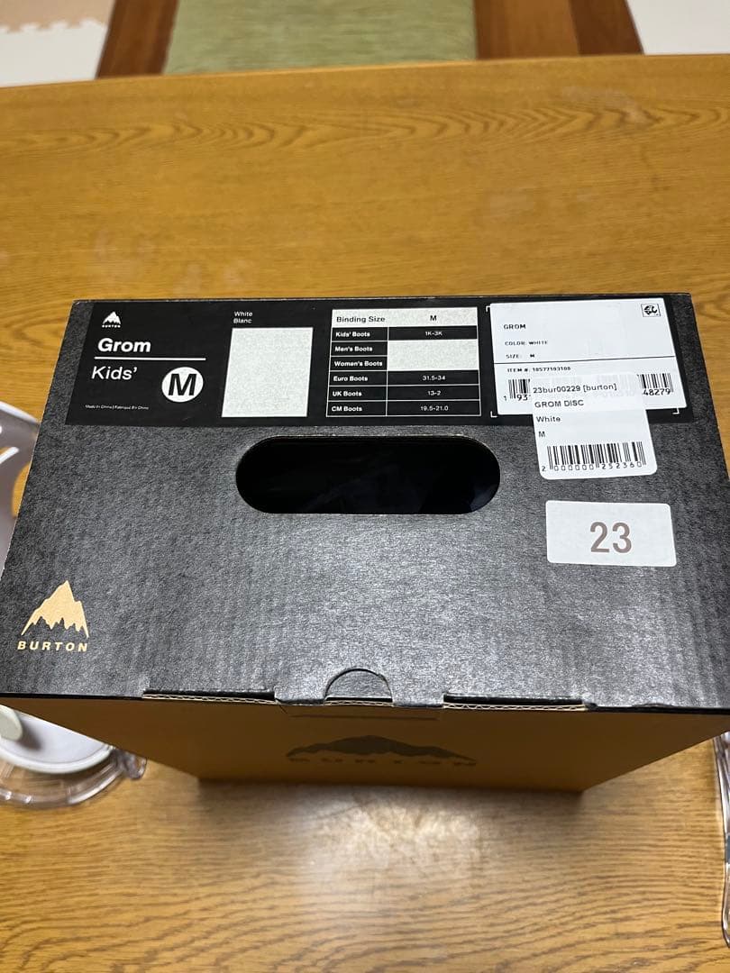 バートンGrom Kids スノーボードビンディング Mサイズ ホワイト
