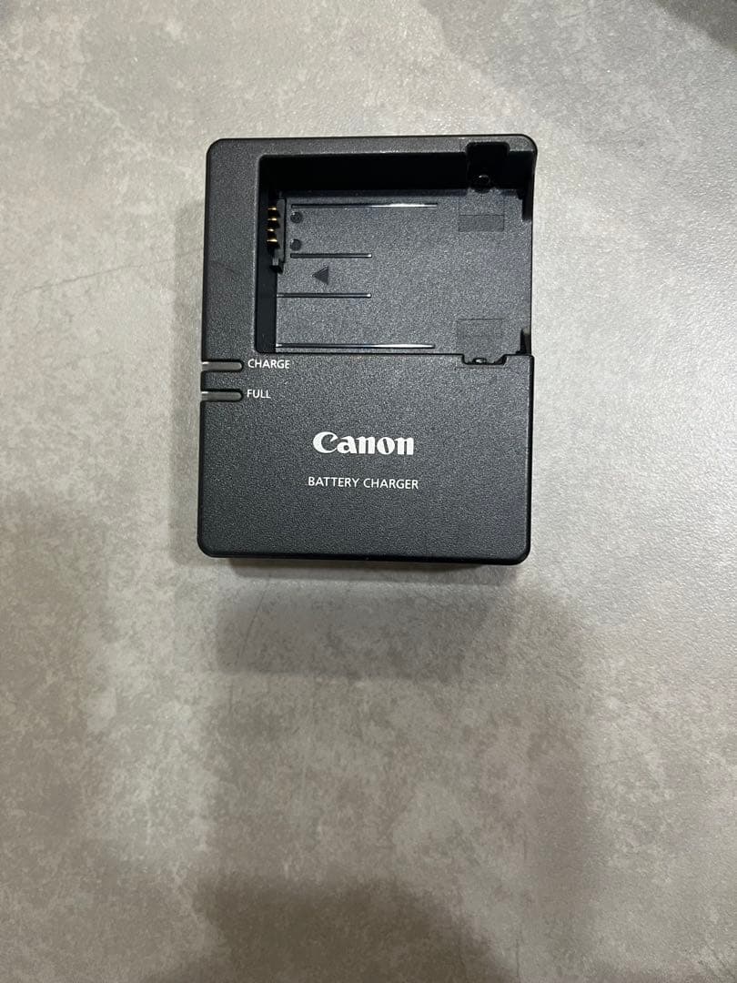 デジタルカメラ Canon EOS kiss X4