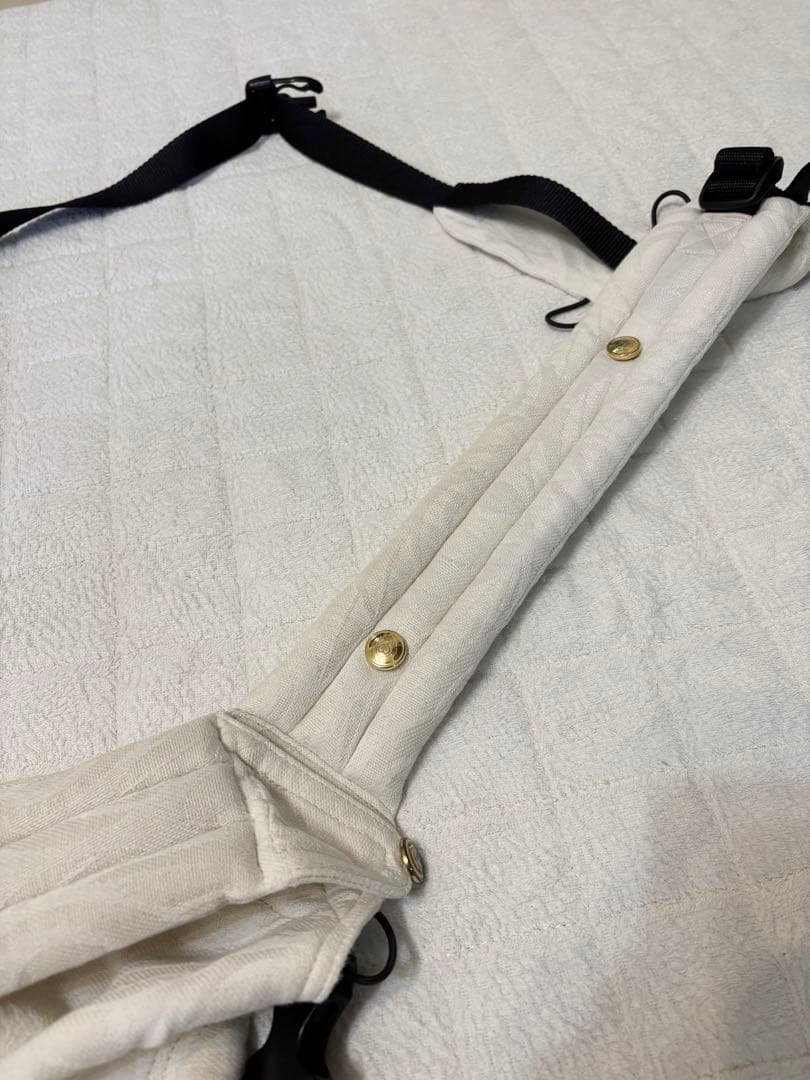 【翌日発送可】アーティポッペ　artipoppe 抱っこ紐