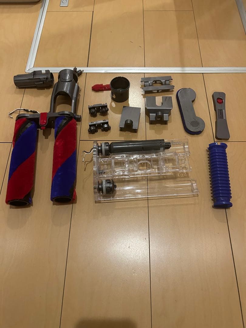 dyson ダイソン　SV19 純正スタンド付　訳あり品