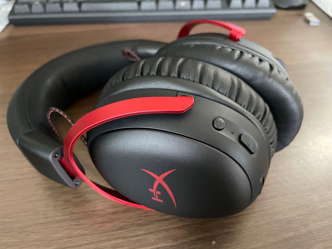 HyperX Cloud III Wirelessヘッドセット　新品未使用品