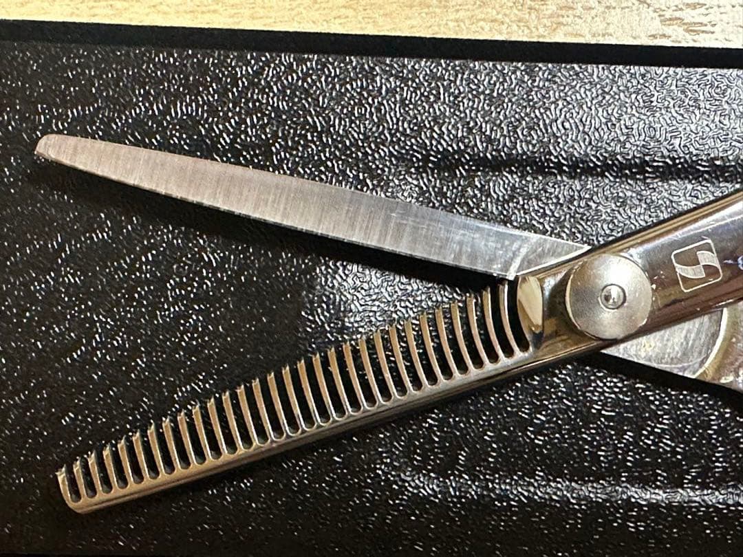 サクシード　SUNDRA セニングシザー 5.5インチ 30〜35%