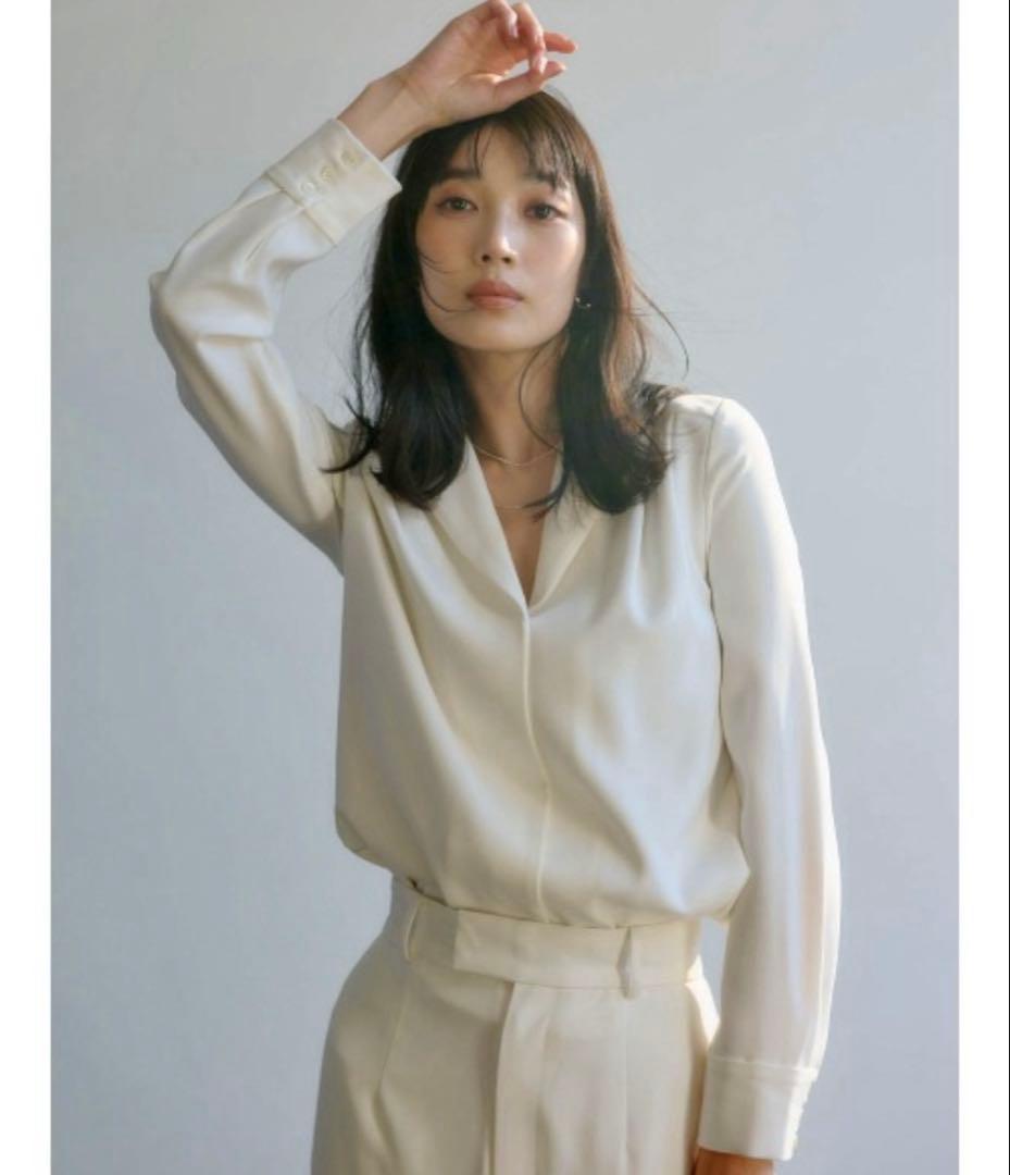 anuans ダブルサテンショールカラーブラウス　ホワイト