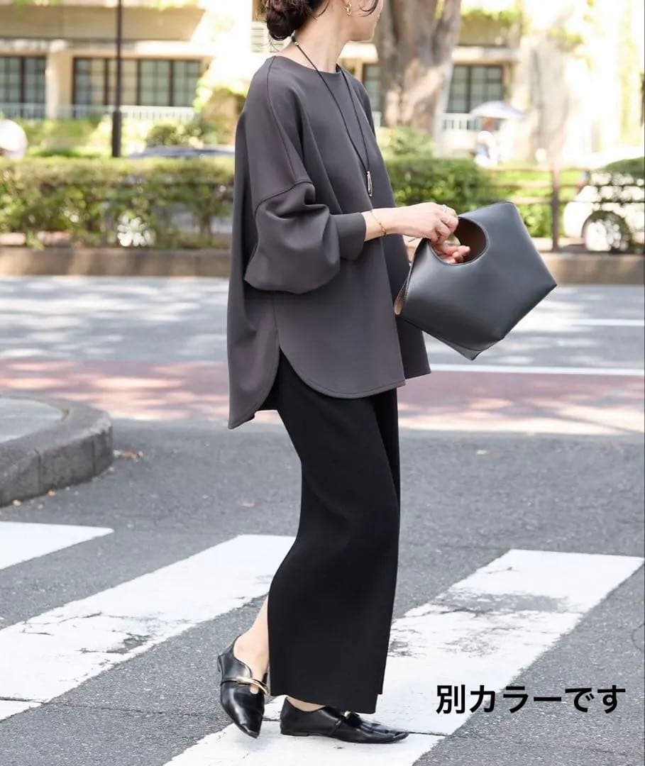 新品タグ付RIVE DROITE リヴドロワ プルオーバー カットソー ブラウス