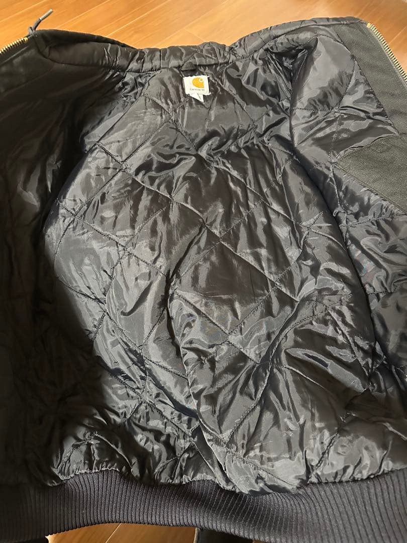 Carhartt アクティブジャケット　ブラック　ナイロン