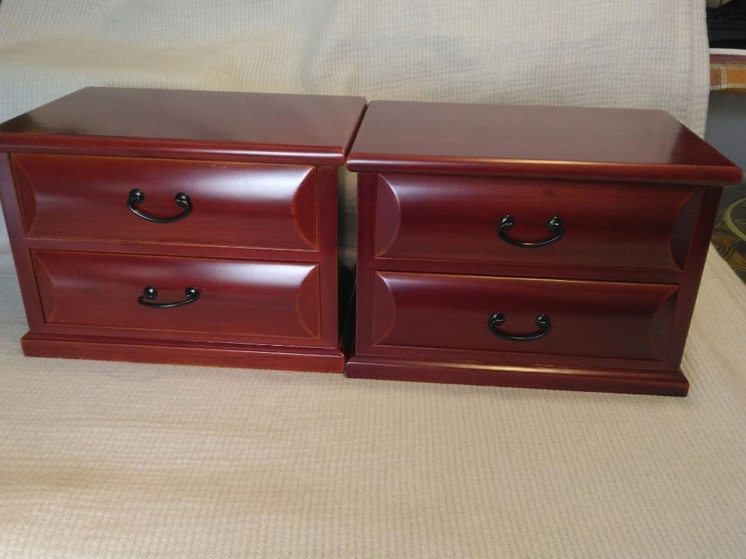 ダークレッド木製チェスト 2引き出し×3台