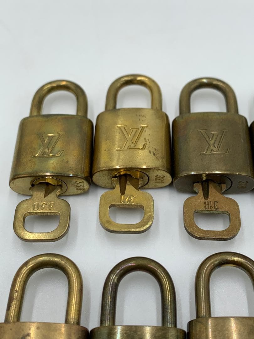 ピュアハニー✨即購入歓迎　ルイヴィトン パドロック 鍵 10個セット