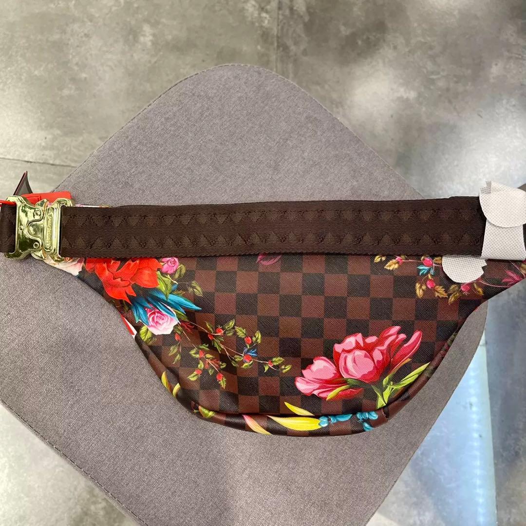 sprayground ボディバッグ