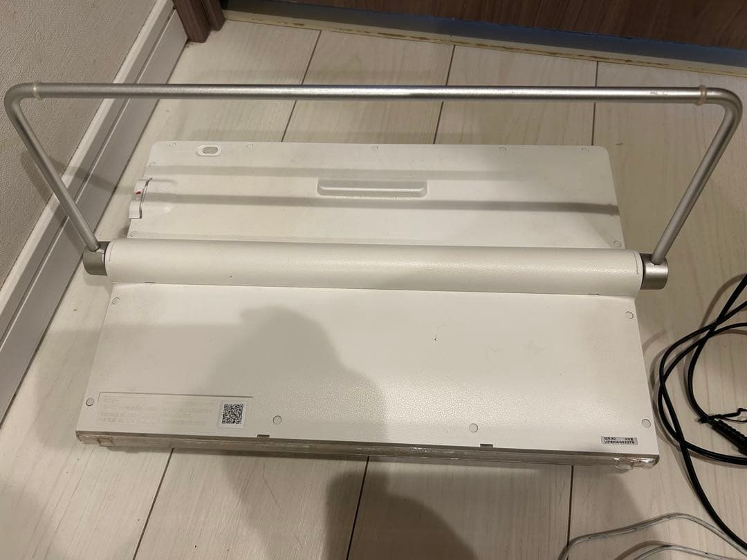 UN-15TD8-W VIERA15V型　ポータブルデジタルテレビ