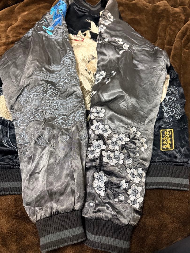 ２面用 絡繰魂 九尾の狐 日本限定 スカジャン レーヨン vintage