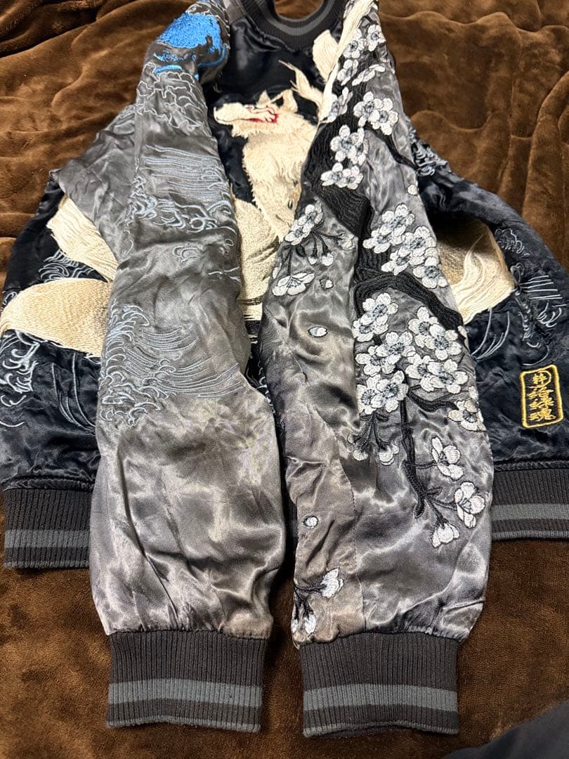 ２面用 絡繰魂 九尾の狐 日本限定 スカジャン レーヨン vintage