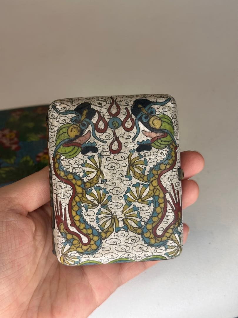 最终価格中国清代掐絲琺瑯 七宝焼 銅製煙具箱二点 龍紋・藍地牡丹文 時代物古美術