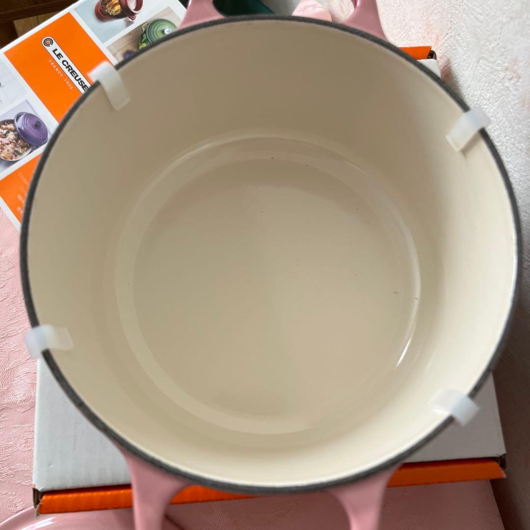 ルクルーゼ シグニチャーココットロンド18 ブーケピンク