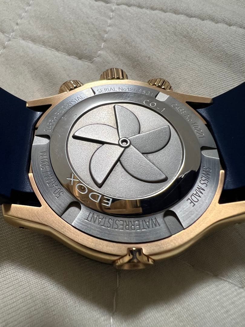 【極美品】EDOX クロノオフショア1 腕時計　クロノグラフ　クォーツ