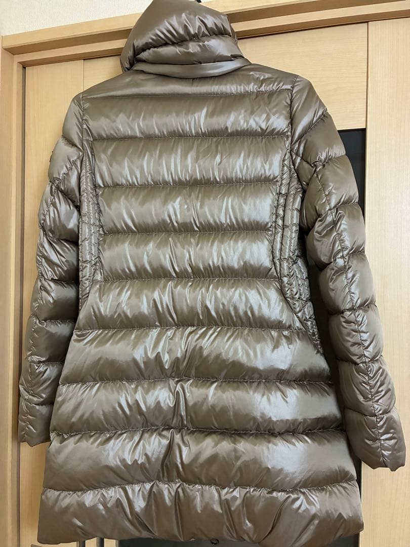 TATRAS ベージュ ダウンジャケット フード付き