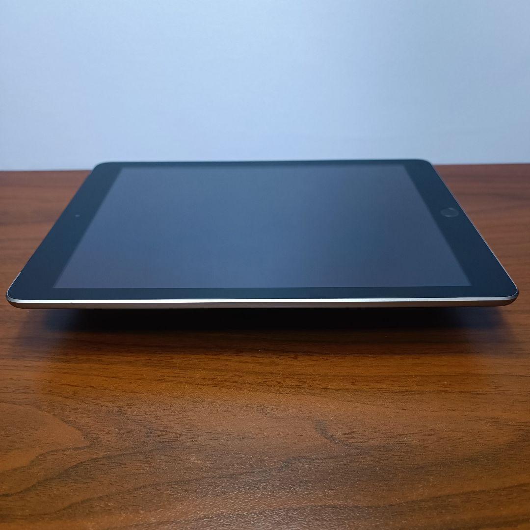 (美品) iPad 第5世代 WiFi Simフリー 128GB キーボード付き