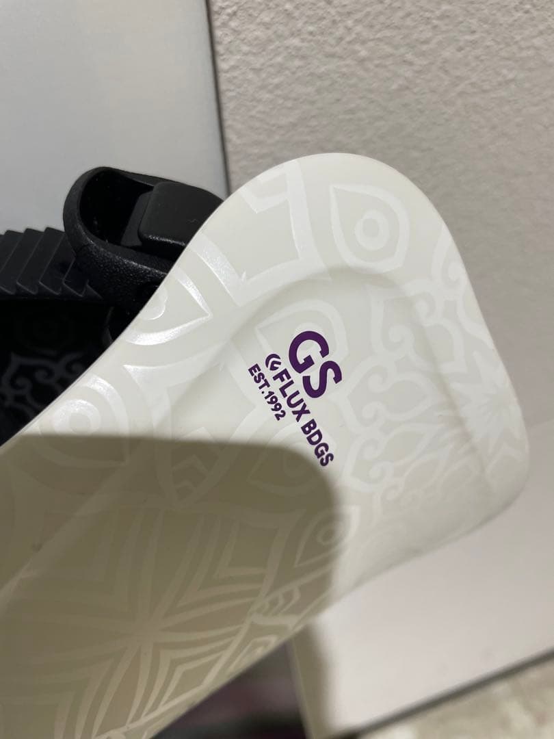 【極美品】SALOMONサロモンスノーボード LOTUS　LTD　138セット