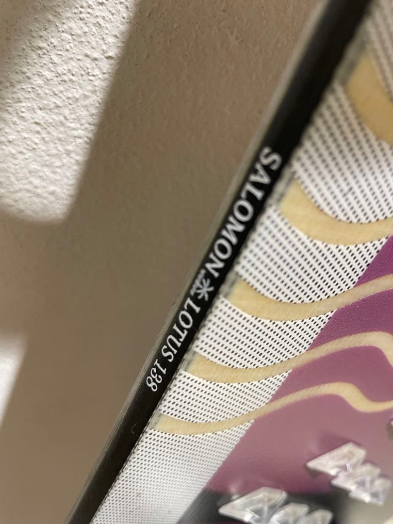 【極美品】SALOMONサロモンスノーボード LOTUS　LTD　138セット