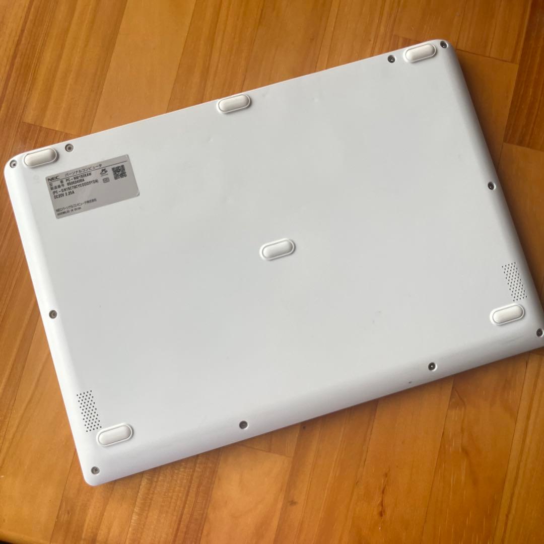 【値下げしました】NEC LAVIE ホワイトノートPC