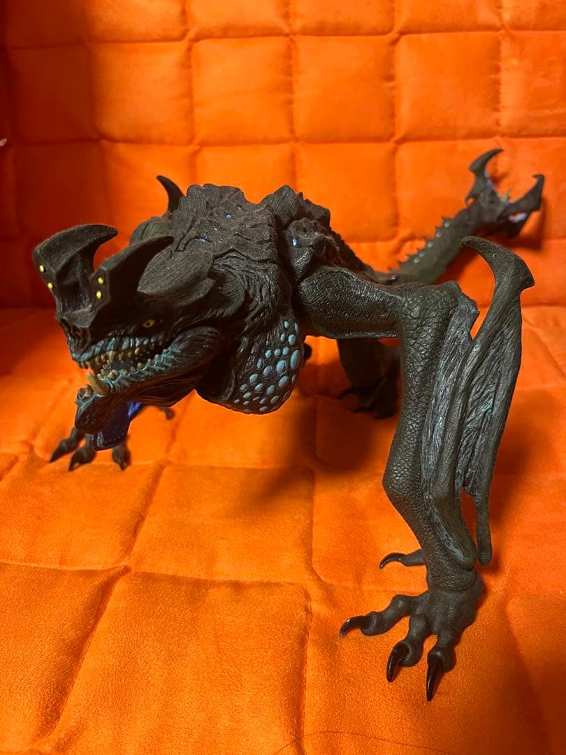 S*e様 NECA パシフィックリム オオタチ オオタチベイビー