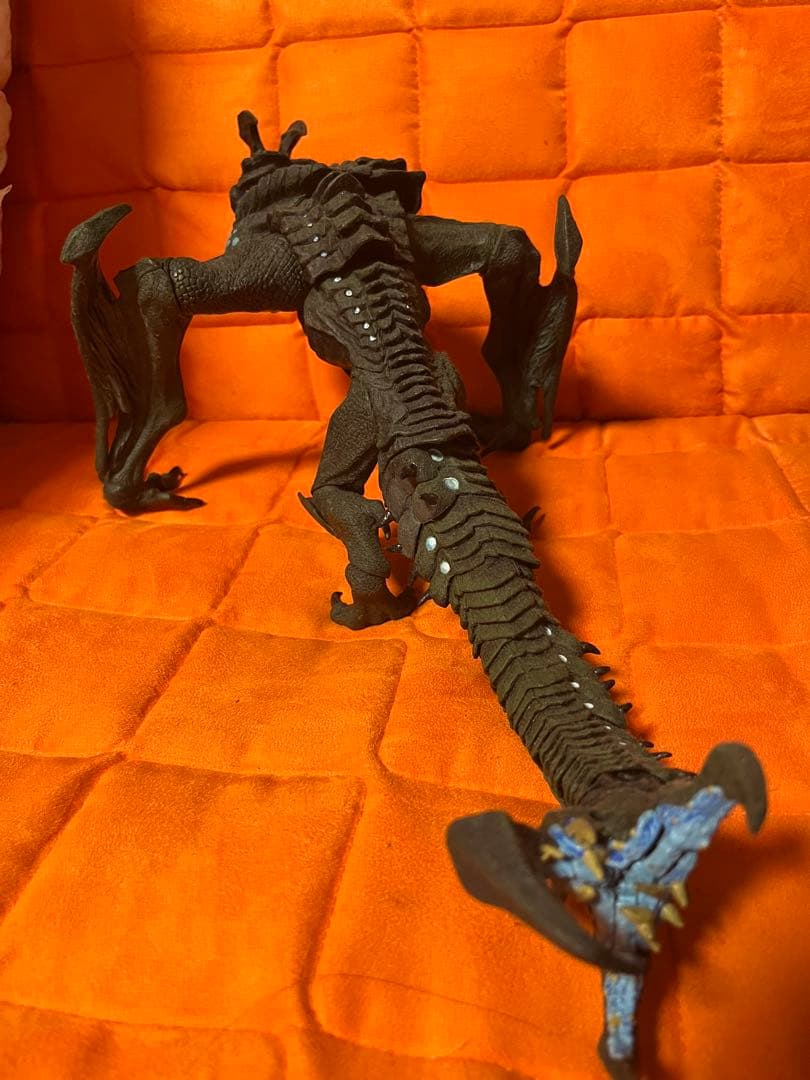 S*e様 NECA パシフィックリム オオタチ オオタチベイビー