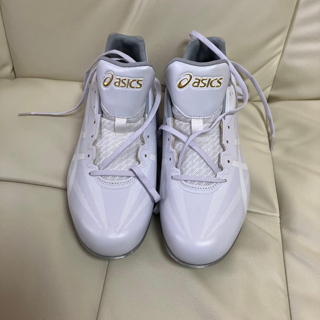 刈*郎様 アシックス　白スパイク28.0cm