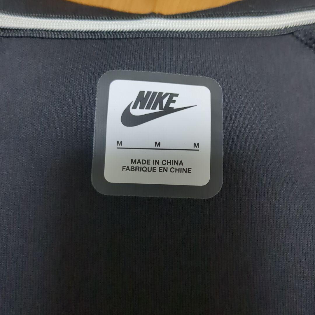 2025ナイキ スポーツウェア テックフリース ウィンドランナー　レディースM