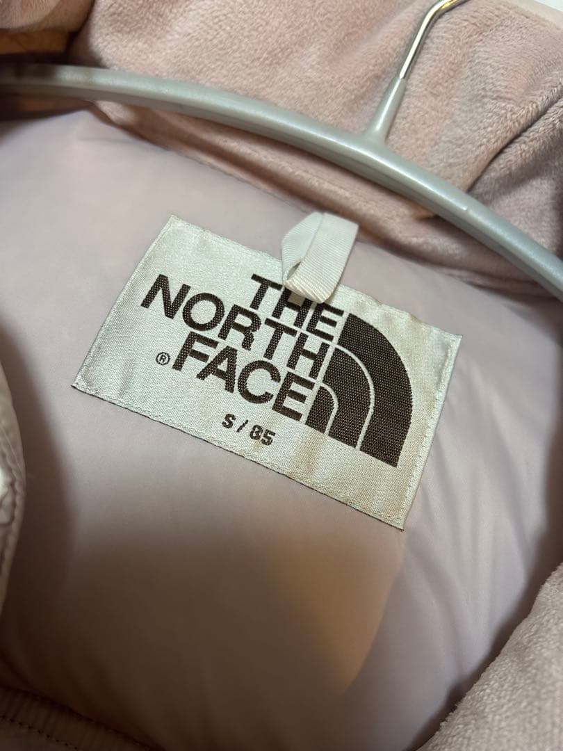 ノースフェイス ピンク ヌプシ ダウン