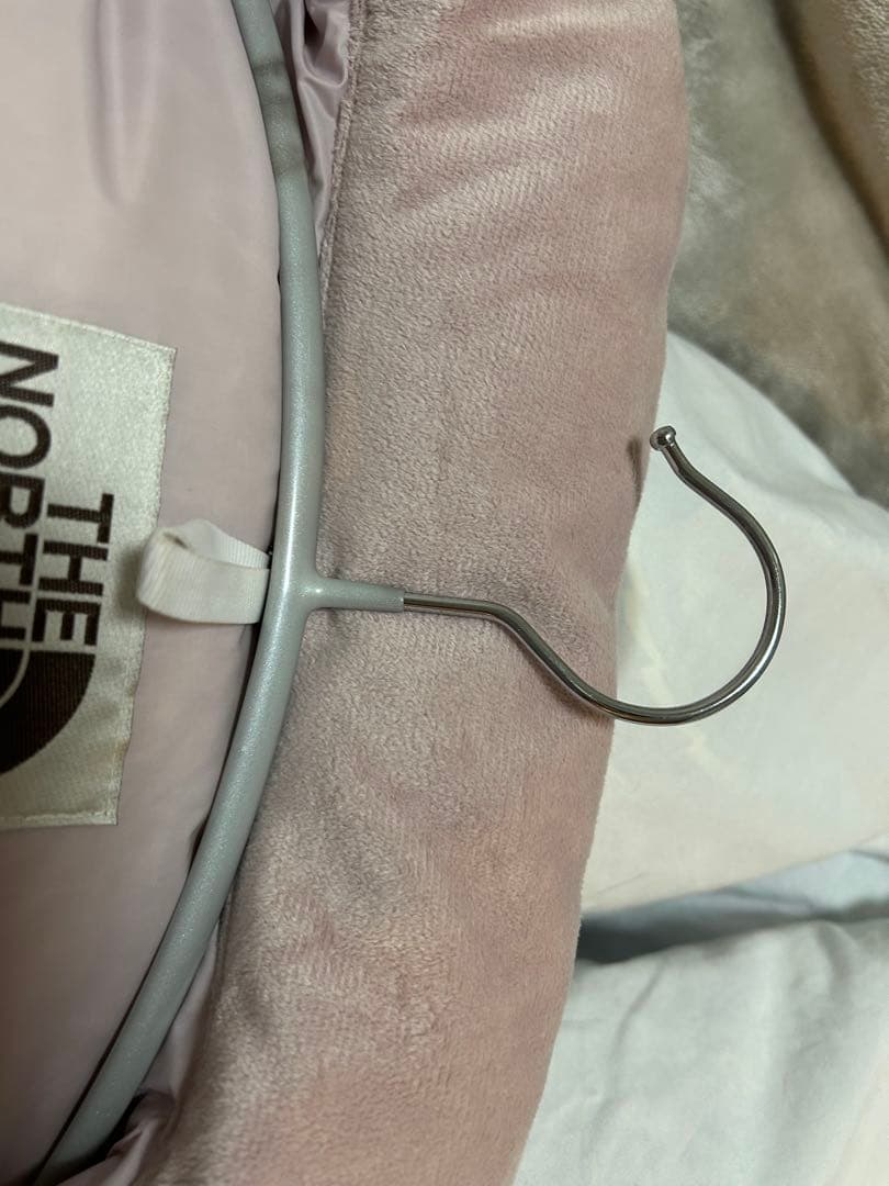 ノースフェイス ピンク ヌプシ ダウン