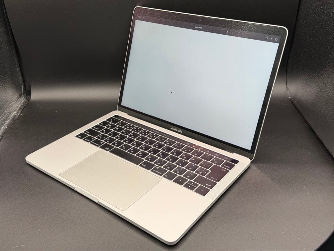 MacBookPro13 2016 TouchBar i5 8GB 256 本体