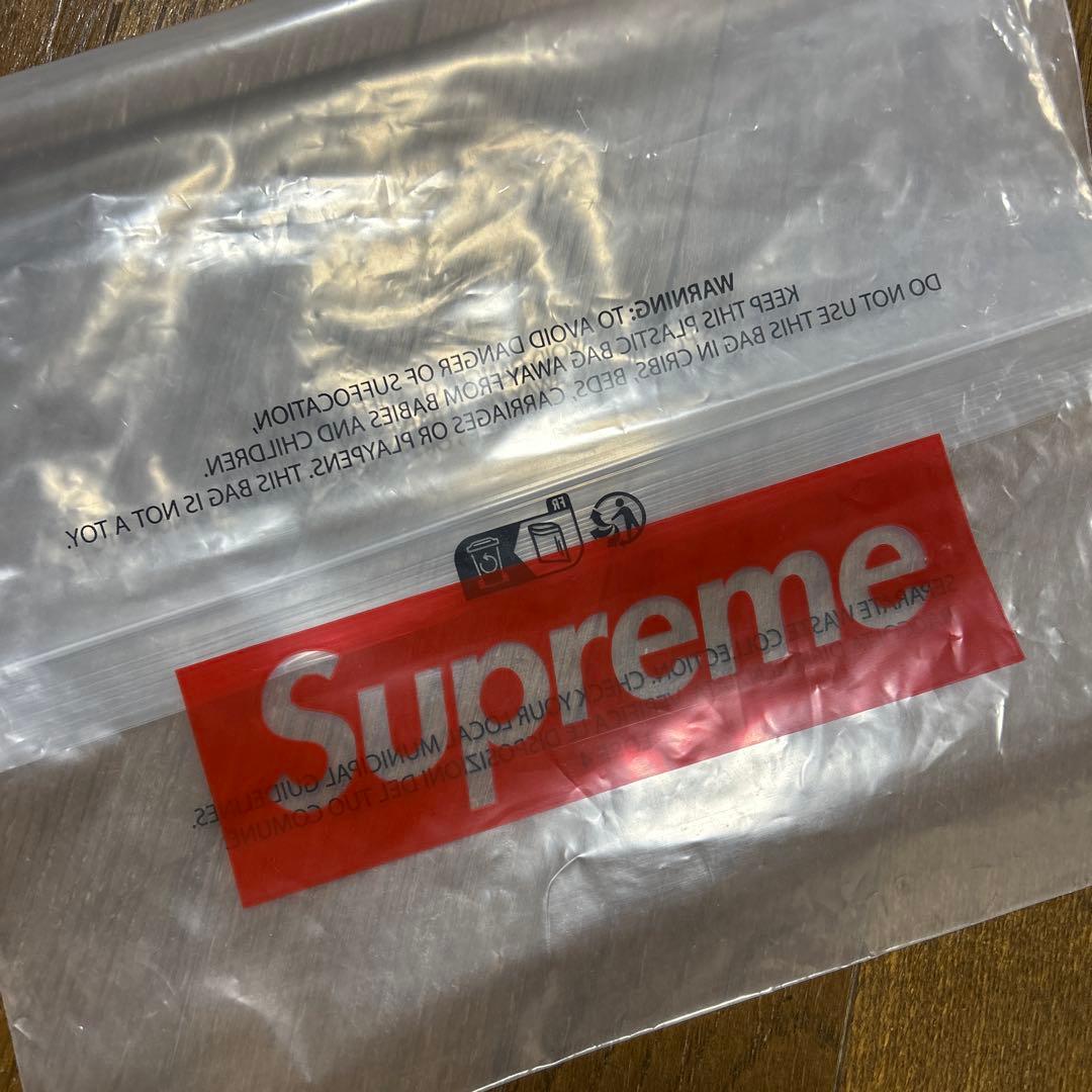 Supreme ホワイト ボタンダウンシャツ