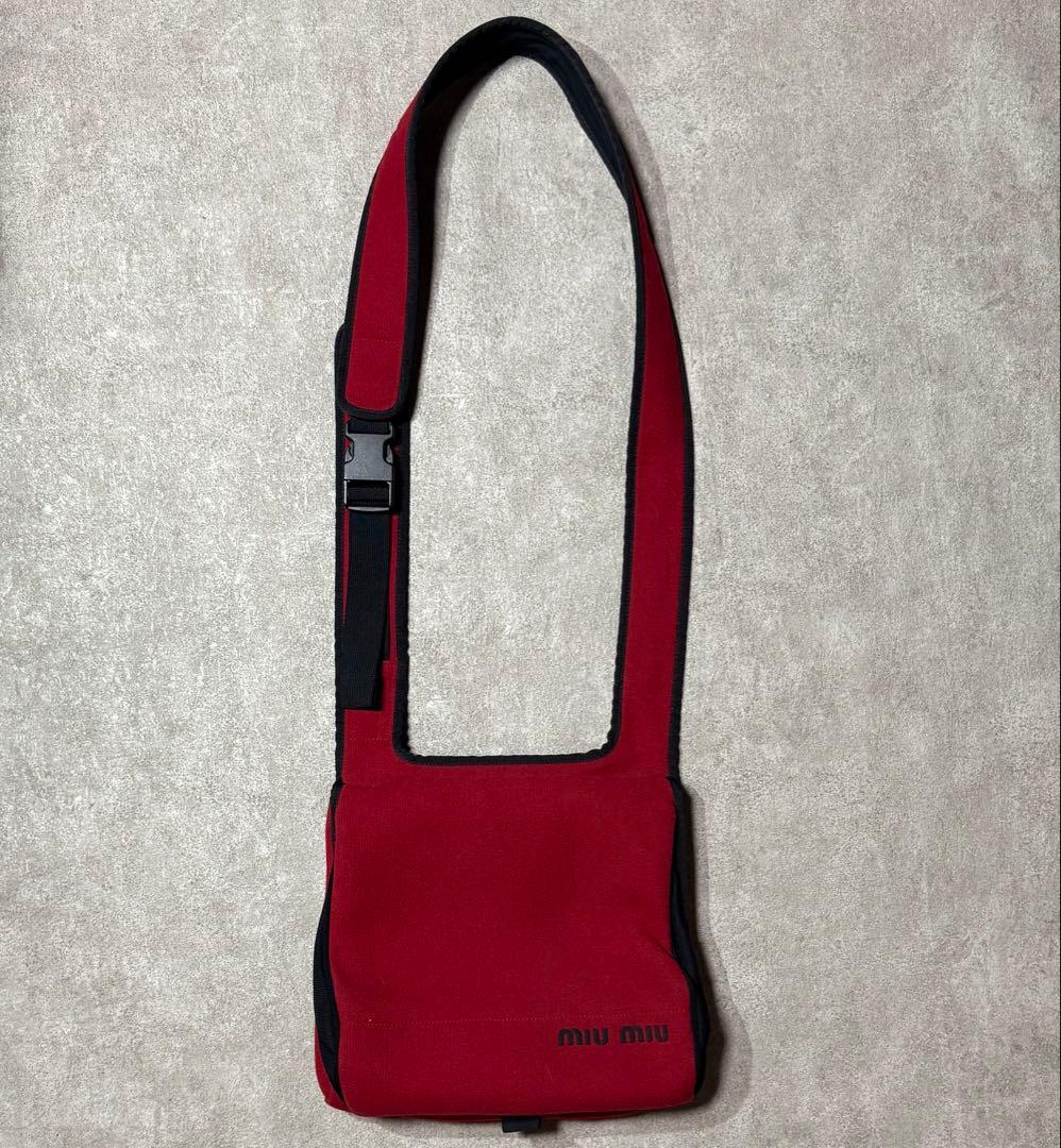 バッグ 1999 miu miu archive red shoulder bag