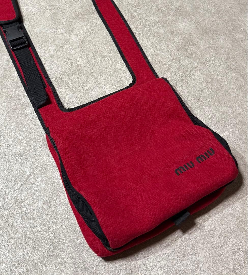 バッグ 1999 miu miu archive red shoulder bag
